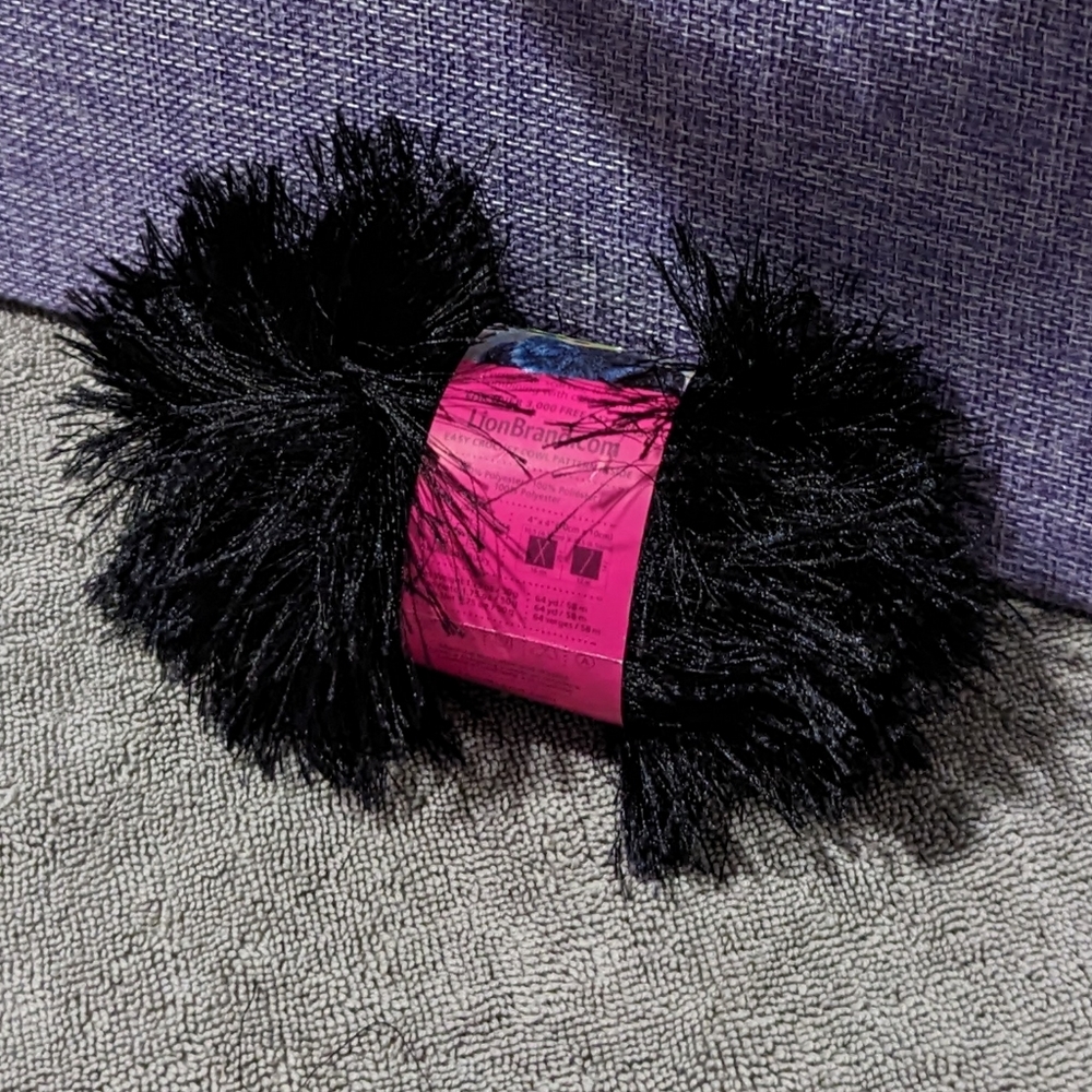 VINTAGE Fun Fur Yarn Lion Brand Black Polyester DISCONTINUED